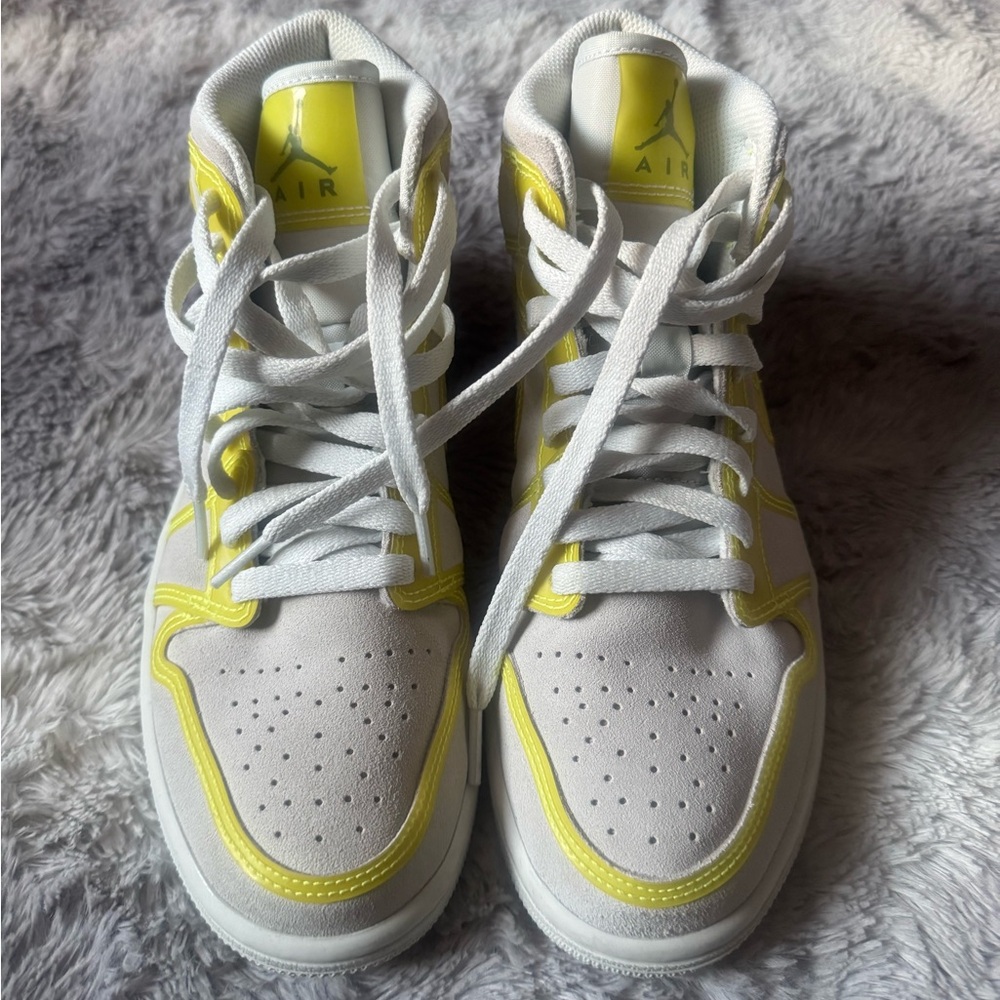 Women’s  Air Jordan 1 Mid LX 'Off White Opti Yellow